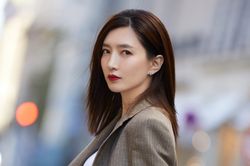 Giang Sơ Ảnh bày tỏ quan điểm yêu đàn ông 'không có gì trong tay'