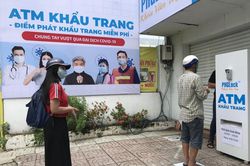 Sau 'ATM gạo', 'ATM khẩu trang miễn phí ra đời