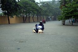 Điện Biên: Mưa lớn, nhiều tuyến đường ngập sâu trong nước