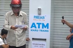 'ATM khẩu trang' nhận diện khuôn mặt ở TP Hồ Chí Minh