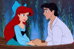 Lọ lem - công chúa 'rắc thính' giỏi nhất Disney vs Ariel - cô gái yêu đơn phương ngây ngô