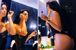 Bạn gái Ronaldo khoe thân hình cực kỳ nóng bỏng