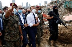 Nỗi bất mãn của người Lebanon thể hiện qua sự chào đón tổng thống Pháp