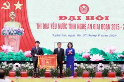 Phó Chủ tịch nước dự Đại hội Thi đua yêu nước tỉnh Nghệ An