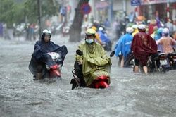 Vào mùa mưa bão, cẩn thận với những căn bệnh khiến làn da có thể bị 'ăn mòn'