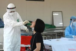 Hà Nội xét nghiệm PCR cho người dân trở về từ Đà Nẵng