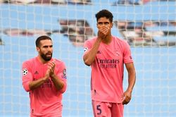 Hàng thủ mơ ngủ, Real Madrid ôm hận trước Man City