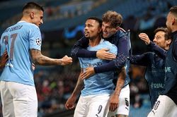 Man City xuất sắc loại Real Madrid, giành vé vào tứ kết Champions League