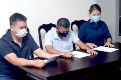 Chặn 3 người vượt biên bằng đường rừng
