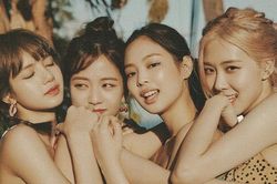 BXH thương hiệu nhóm nữ Kpop tháng 8: Blackpink áp đảo hoàn toàn!