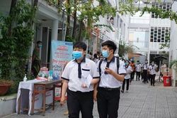 Cần Thơ: Thí sinh phấn khởi hoàn thành môn thi tốt nghiệp đầu tiên