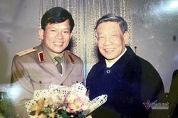 Kỷ niệm của vị Trung tướng với nguyên Tổng bí thư không quan cách