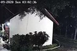 Clip tên trộm vào học viện HAGL, bị bảo vệ đuổi ngã chổng vó