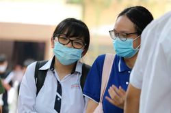 Thi Văn tốt nghiệp THPT: Đề hay, đánh thức lòng yêu nước của sĩ tử