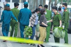 Những đêm trắng ở Trúc Bạch và 'chìa khóa' an dân