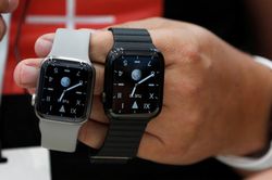 Đồng hồ thông minh Apple Watch sẽ khiến chính những chiếc iPhone trở nên thừa thãi