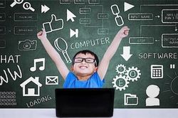 Khởi động trại hè lập trình miễn phí cho trẻ em mùa Covid-19