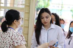 Thí sinh tự tin bước vào ngày thi thứ 2 kỳ thi tốt nghiệp THPT 2020