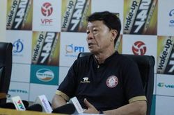CLB TP.HCM tái hợp cùng HLV người Hàn Quốc