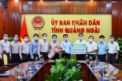 BSR tài trợ tỉnh Quảng Ngãi 2,5 tỷ đồng mua máy xét nghiệm Covid-19