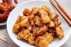 Cách làm thịt gà chiên cay kiểu Hàn ngon 'cực phẩm', ăn 1 lần nhớ mãi