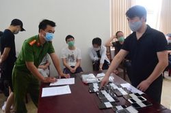 Phát hiện nhóm người Trung Quốc thuê khách sạn, tổ chức đánh bạc qua mạng hàng chục tỷ đồng
