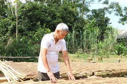 Thương binh xã Khải Xuân làm theo lời Bác