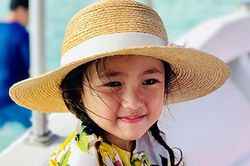 Nhan sắc 'gây bão' của những 'nhóc tỳ' nhà sao Việt