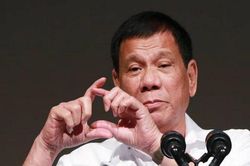Ông Duterte muốn tiêm liều vaccine đầu tiên của Nga