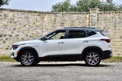 Cận cảnh SUV động cơ tăng áp, giá từ 589 triệu tại Việt Nam