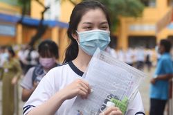 Lần đầu chấm thi tốt nghiệp THPT trong dịch bệnh
