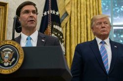 TT Trump âm thầm bàn việc thay bộ trưởng Quốc phòng sau bầu cử