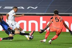 Atalanta 1-2 PSG: Ngược dòng sau 149 giây, PSG vào bán kết cực kỳ ngoạn mục