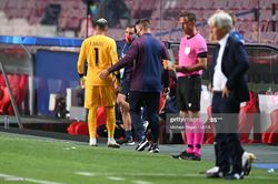 PSG trả giá đắt cho màn ngược dòng trước Atalanta