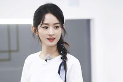 Triệu Lệ Dĩnh thất bại sau khi trở lại showbiz chỉ vì EQ thấp?