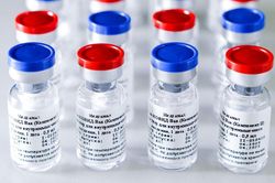Nga có vaccine COVID-19 đầu tiên trên thế giới: Di sản từ cách làm thời Liên Xô