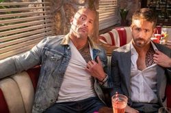 Dwayne Johnson - nam diễn viên thu nhập cao nhất năm 2020