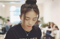 Ngô Thanh Vân như 'gái đôi mươi' nhờ gu thời trang tươi trẻ