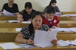 Chấm bài thi tự luận: Giám khảo phải đều tay, công tâm