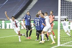PSG 'hóa giải lời nguyền' Champions League thành công
