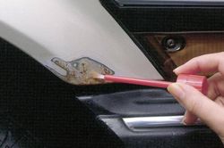 Cách tự tẩy các vết rỉ sét trên ô tô mà không cần đến gara