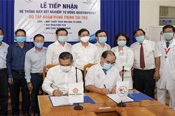 Hưng Thịnh tặng máy xét nghiệm cho bệnh viện tỉnh Khánh Hòa