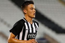 Chuyển nhượng MU 15/8: Sắp có tân binh đầu tiên, tranh Chilwell với Chelsea
