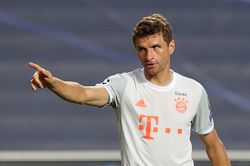 Thomas Mueller trở thành 'hung thần' đối với Barcelona