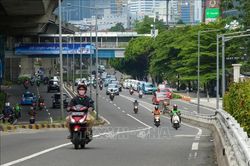 Indonesia tiếp tục đóng cửa với du khách nước ngoài