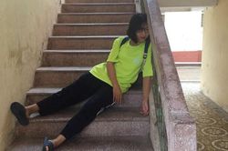 Loạt ảnh 'mệt quá rồi' của nữ sinh Nam Định sau khi kết thúc kỳ thi tốt nghiệp THPT khiến CĐM cười ngất
