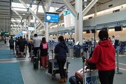 Đưa 340 công dân Việt Nam từ Canada về nước an toàn