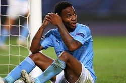 Vì sao ManCity 'gục ngã' trước Lyon?