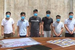 Bắt quả tang 6 đối tượng đang say sưa sát phạt, thu hơn 200 triệu đồng