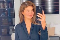Kylie Jenner khoe mặt mộc kém sắc